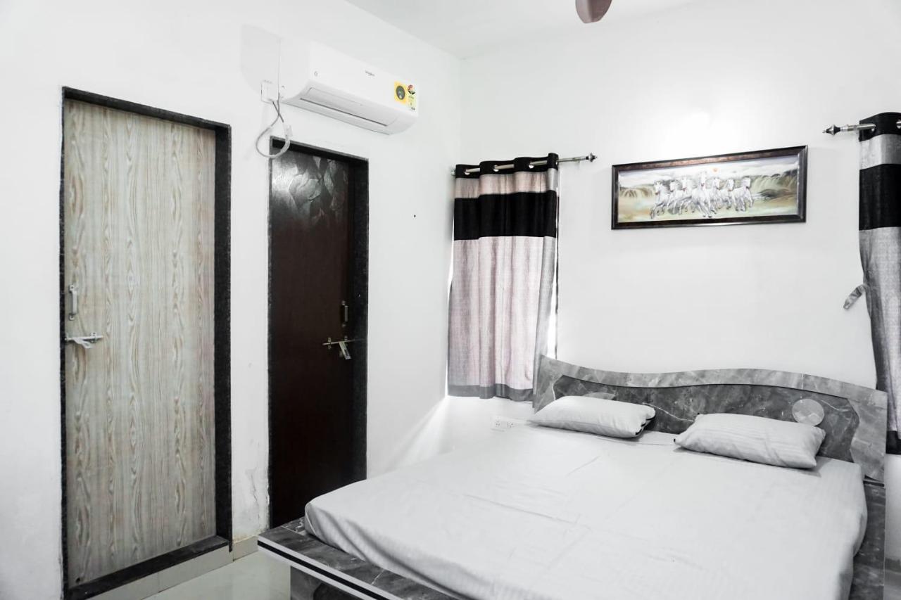 Mahadev Premium Homestay Garudeshwar Екстериор снимка